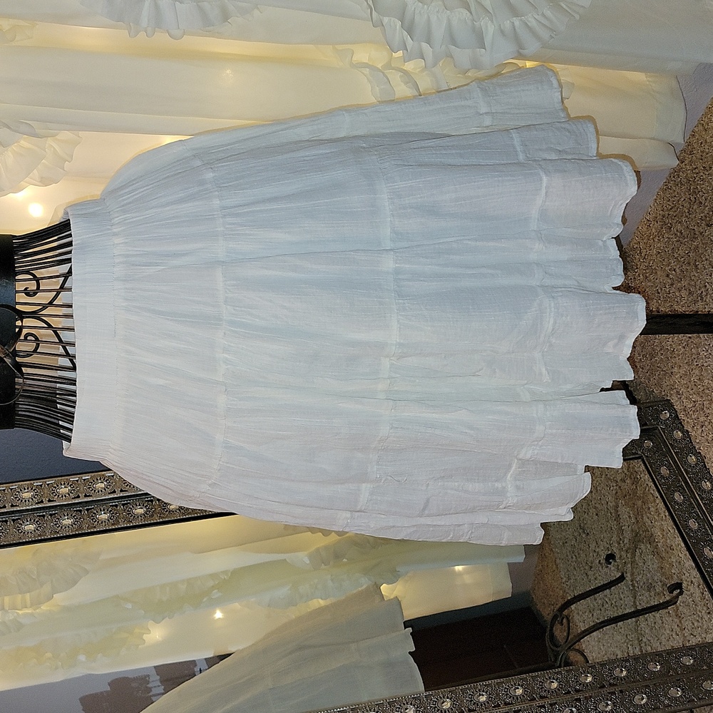 Cream Forever21 skirt size M